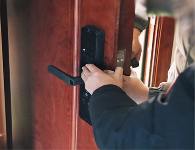 久治24小时上门开锁公司